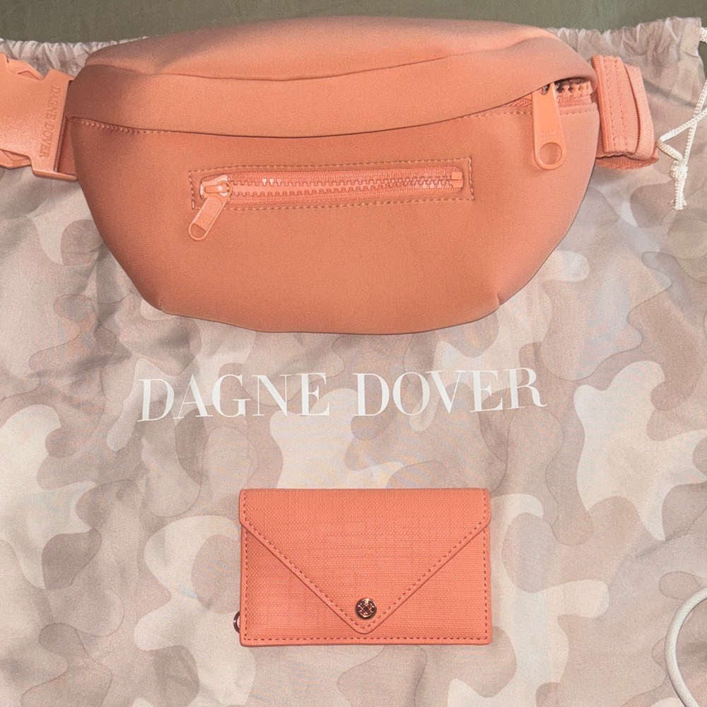 Dagne Dover Belt bag in Coral